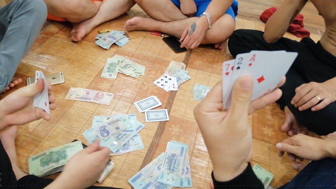 Khám phá cách chơi Pineapple Poker và bí quyết chiến thắng cho người mới bắt đầu