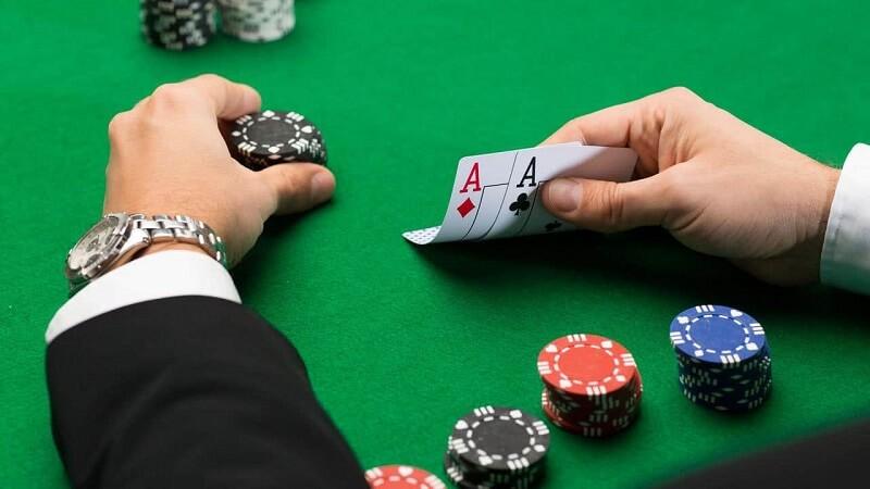 Tìm hiểu cách tải game đánh bài tiến lên miễn phí nhanh chóng và dễ dàng